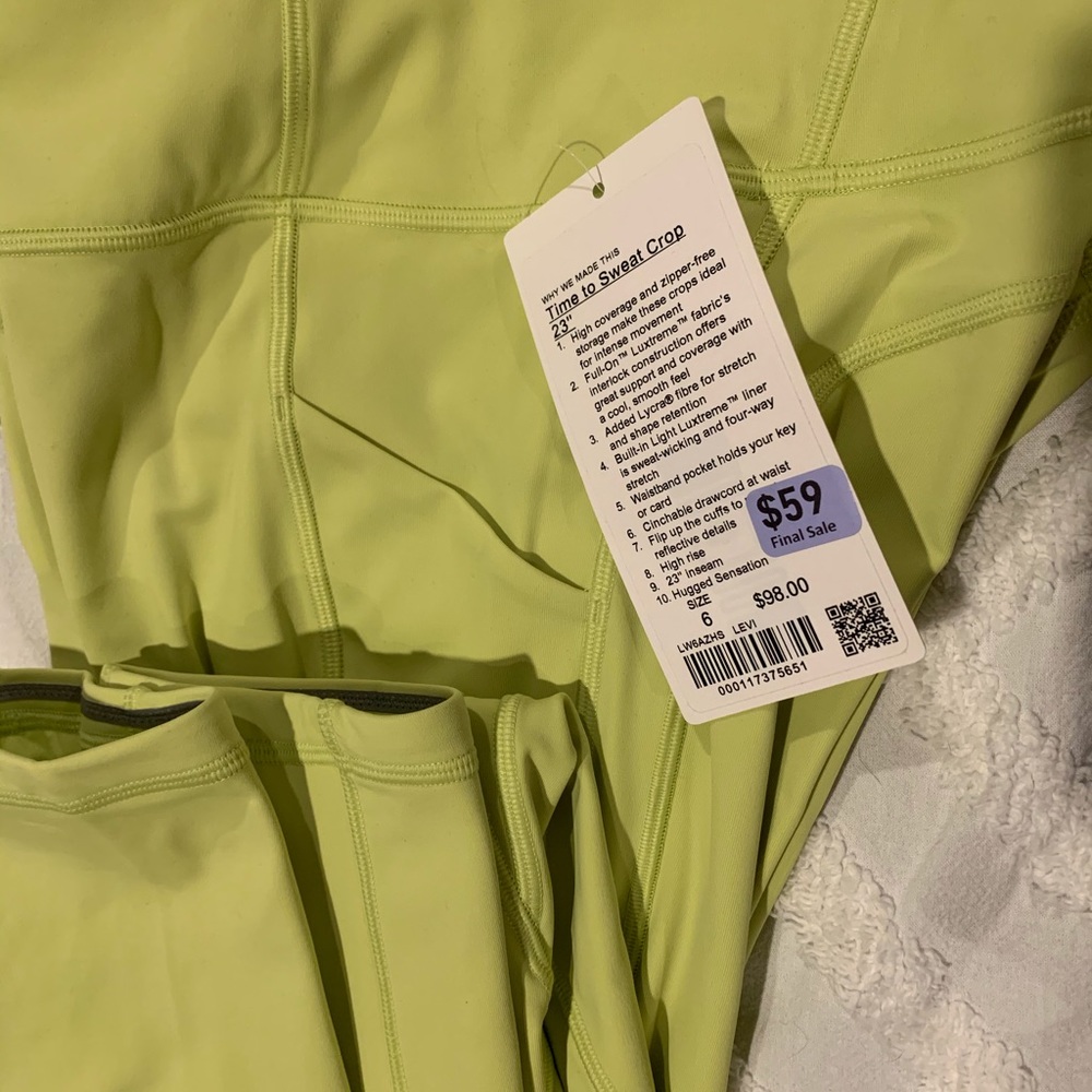 Lululemon time to sweat crop 23” size 6 NWT